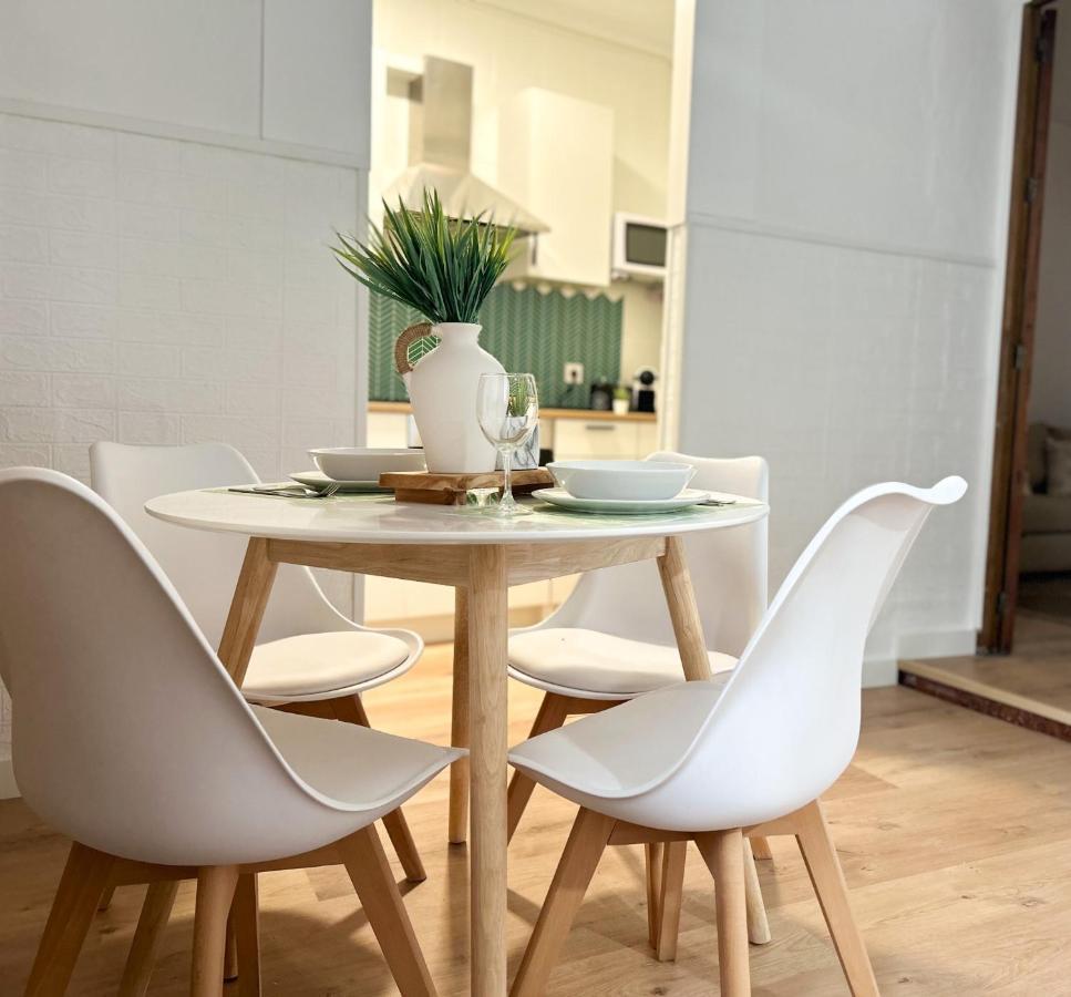 Apartamento Plaza Кастиеха де ла Куеста Екстериор снимка