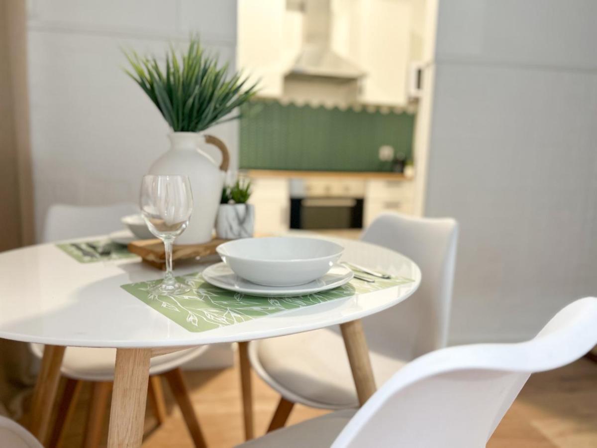 Apartamento Plaza Кастиеха де ла Куеста Екстериор снимка